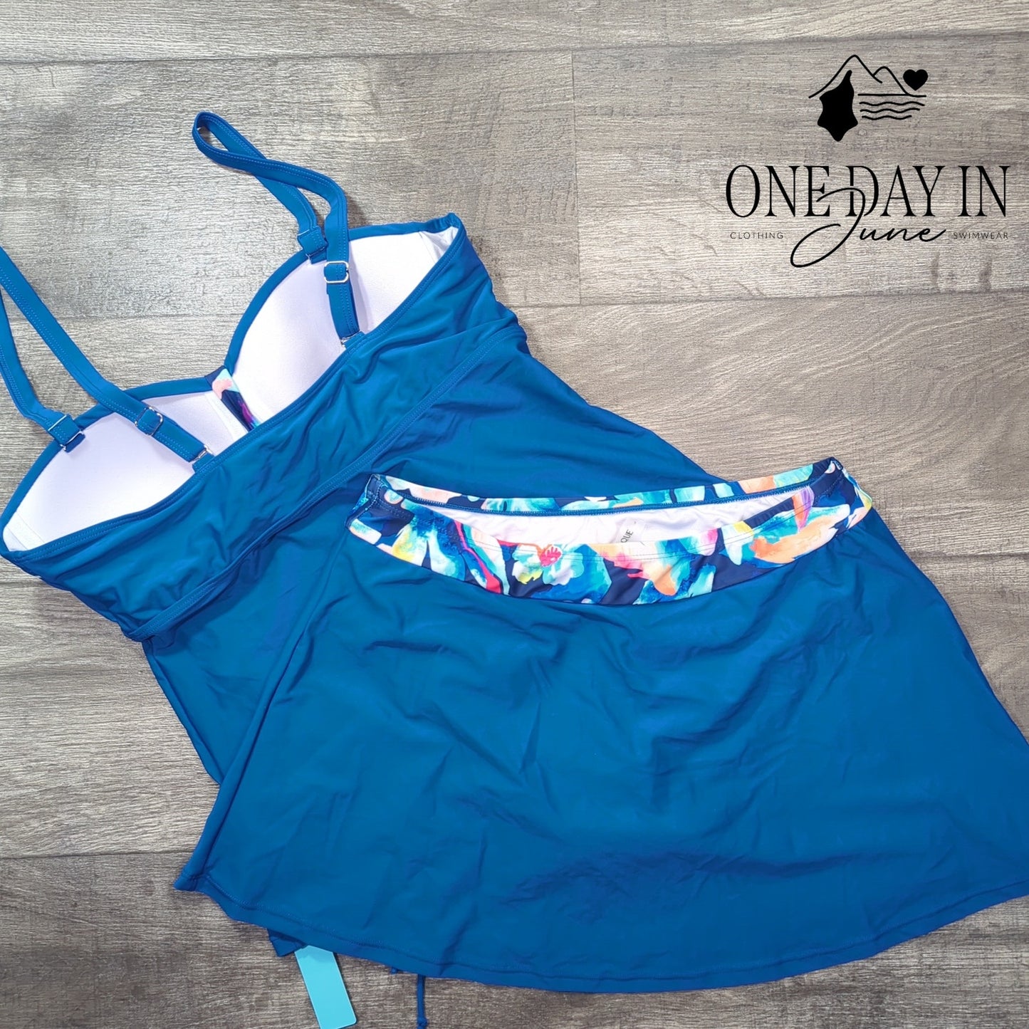 Yonique Skirted Tankini Swimsuit Size L