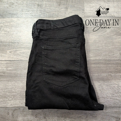 Good American Good Petite Flare Jeans Black NWT Size 15