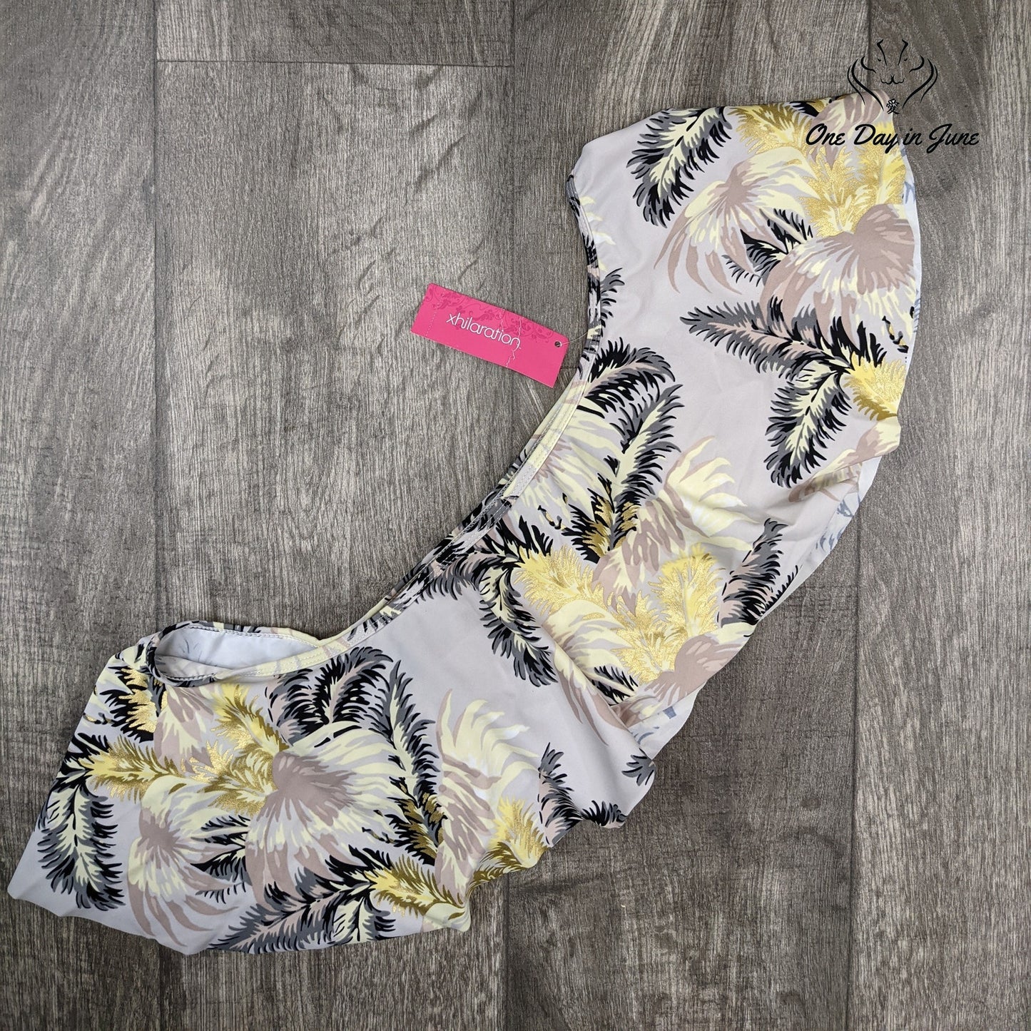 Xhilaration Off Shoulder Bikini Top Size 10
