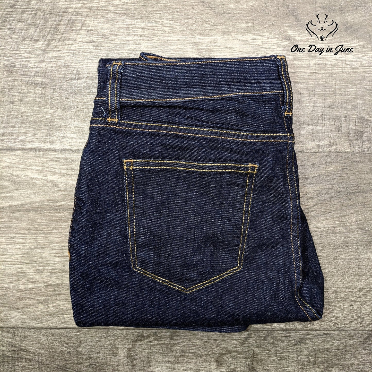 St. John's Bay Cropped Jeans Size 4