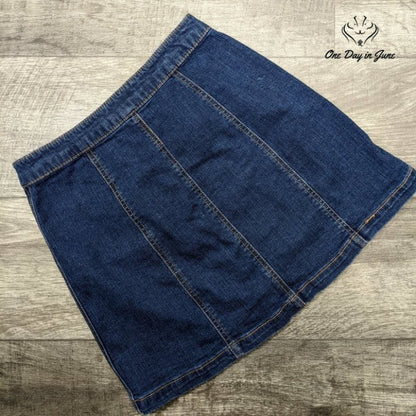 Mudd Juniors Button Front Denim Skirt Size 7