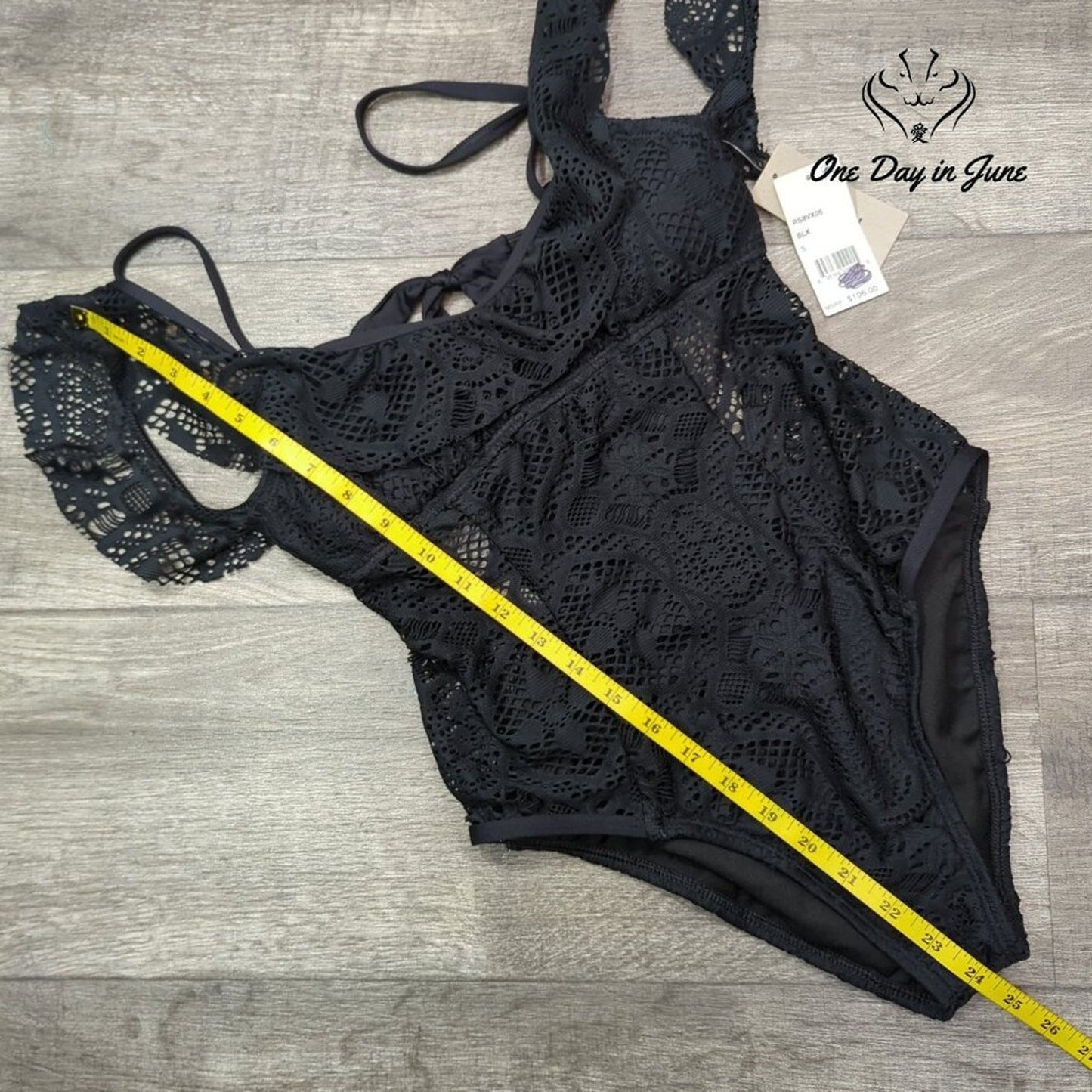 Kenneth Cole Reaction One Piece Swimsuit Lace Crochet Cutout NWT $106 Size S