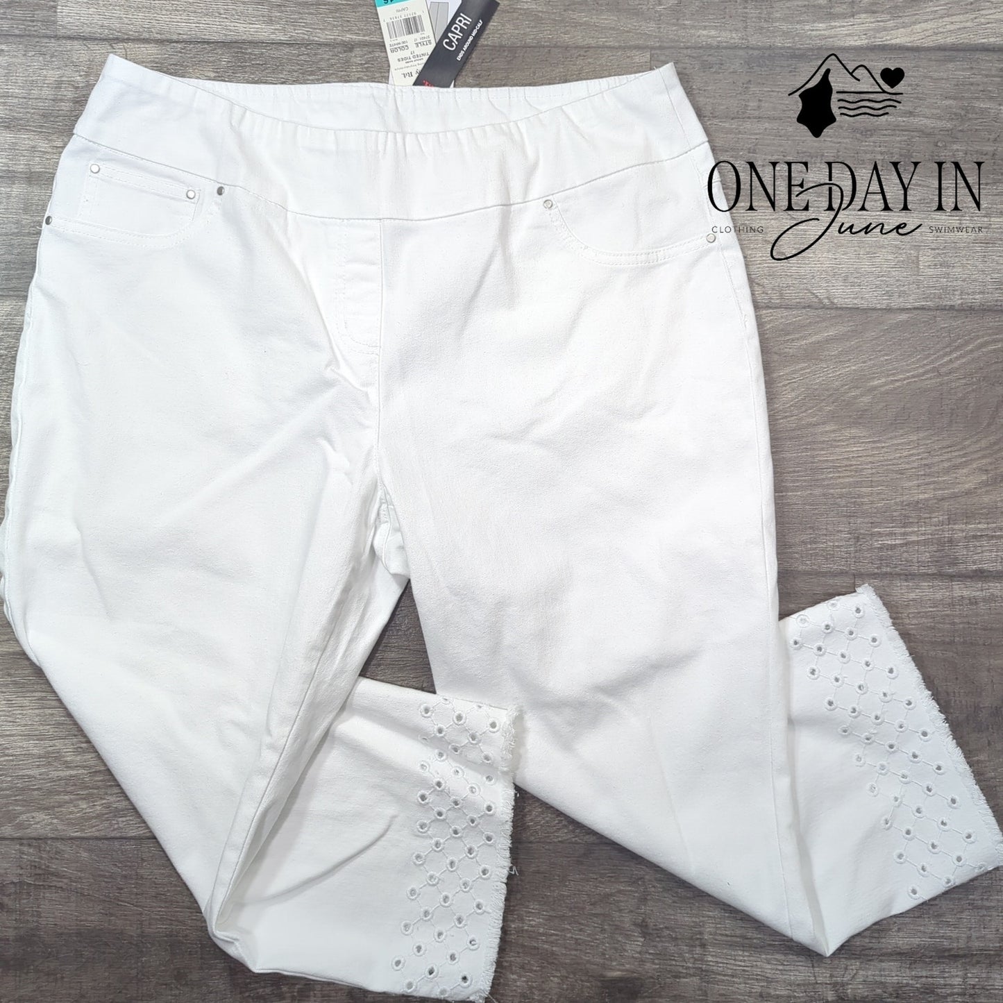 Ruby Rd. Capri Pants Size 16