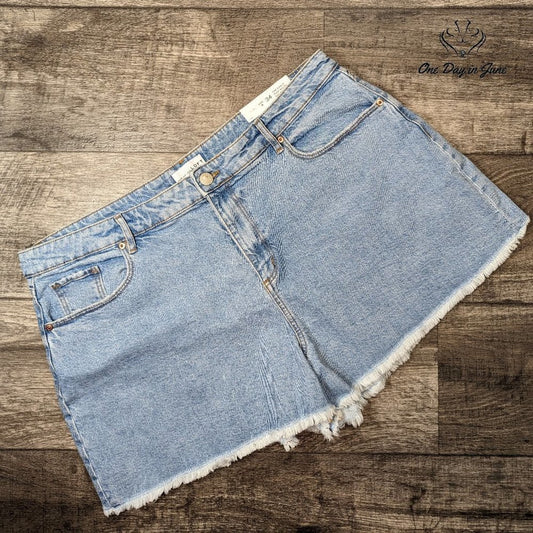 Loft Curvy High Waist Cut Off Denim Shorts Size 18