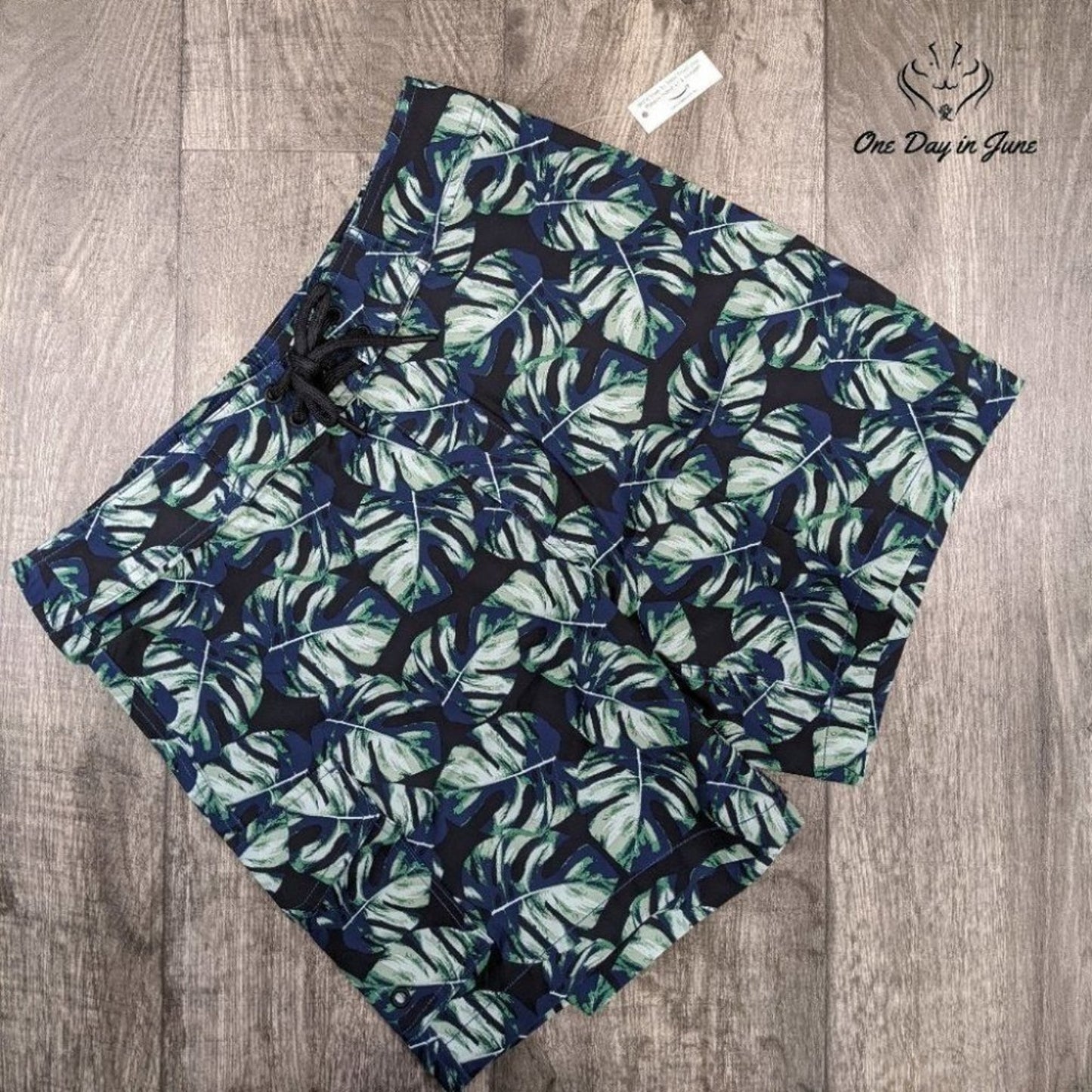Goodthreads 7" Inseam Swim Boardshort Size 31