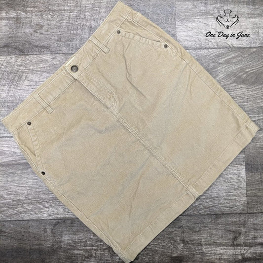 G.H. Bass Corduroy Mini Skirt Size 6