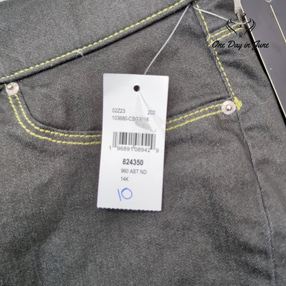 Sag Harbor Pull On Capri Jeans Size 10