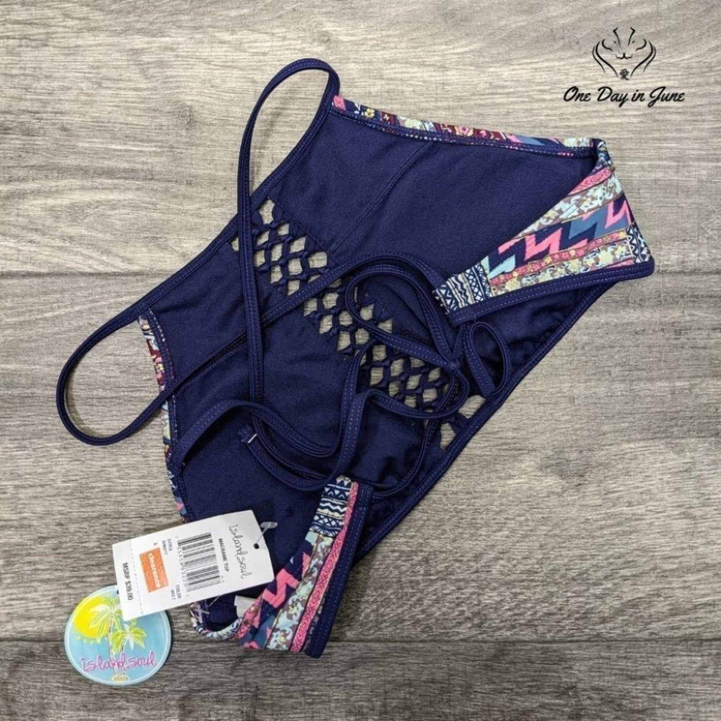 Island Soul Macrame Bikini Top Swimsuit Size S