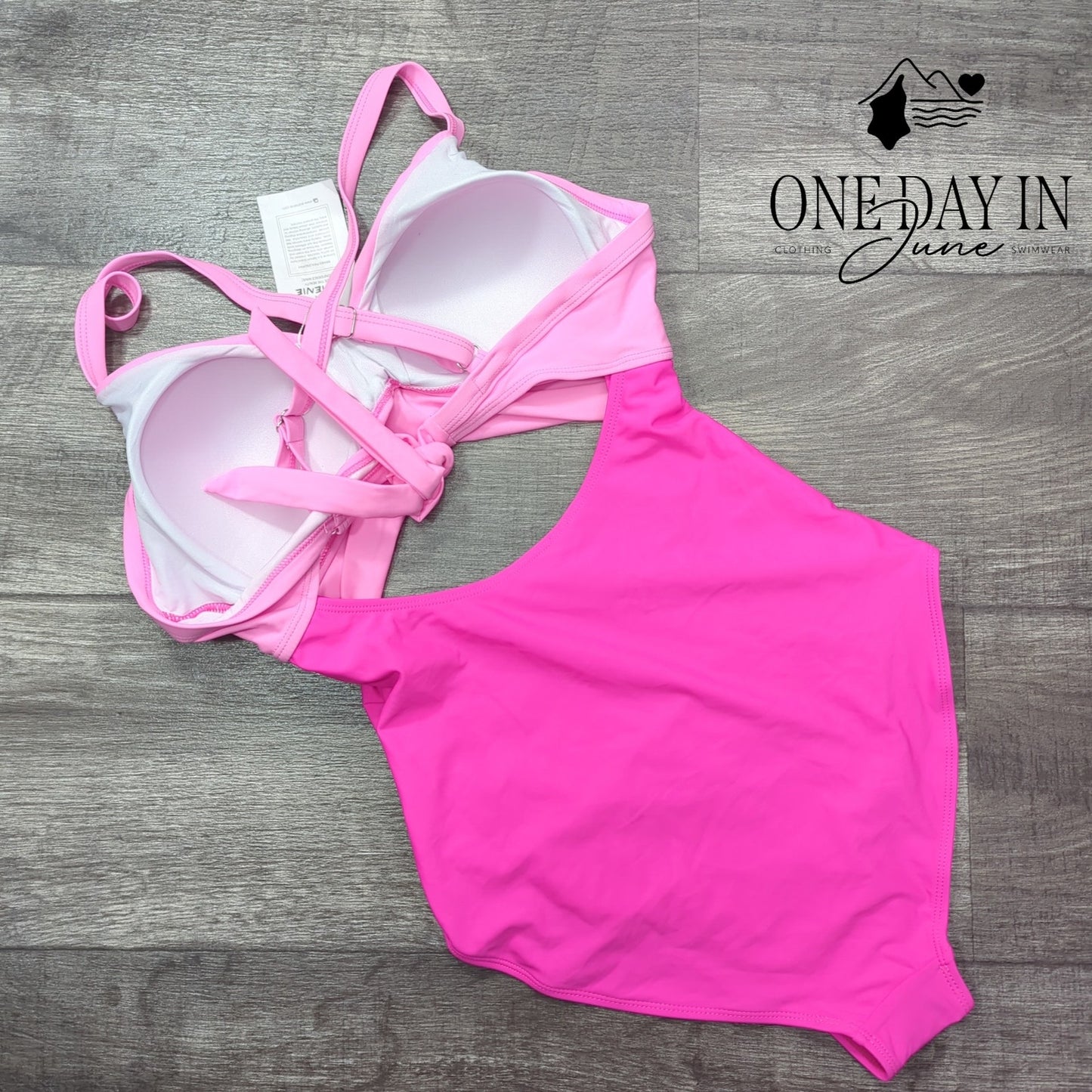 Eomenie Cross Front Cut Out One Piece Swimsuit Size M