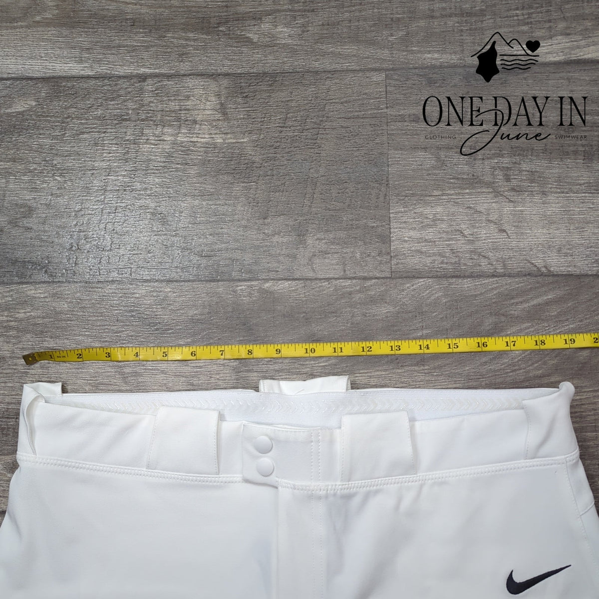 Nike Women's Softball Pants White Double Snap Belt Loops NWT Size XL