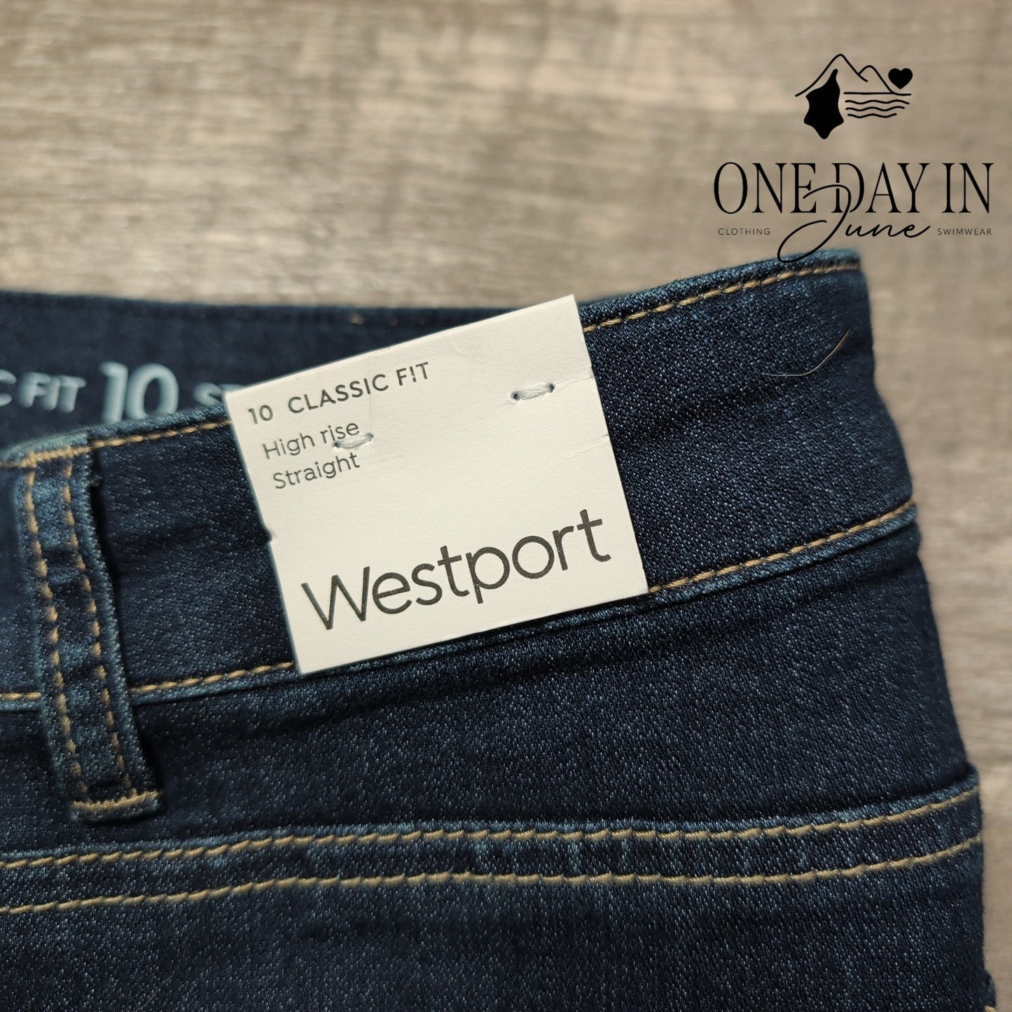 Westport Classic Fit Jeans Dark Wash High Rise Straight Leg NWT Size 10