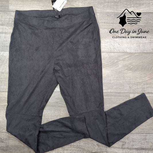 Hue Ultra Faux Suede Leggings Size L