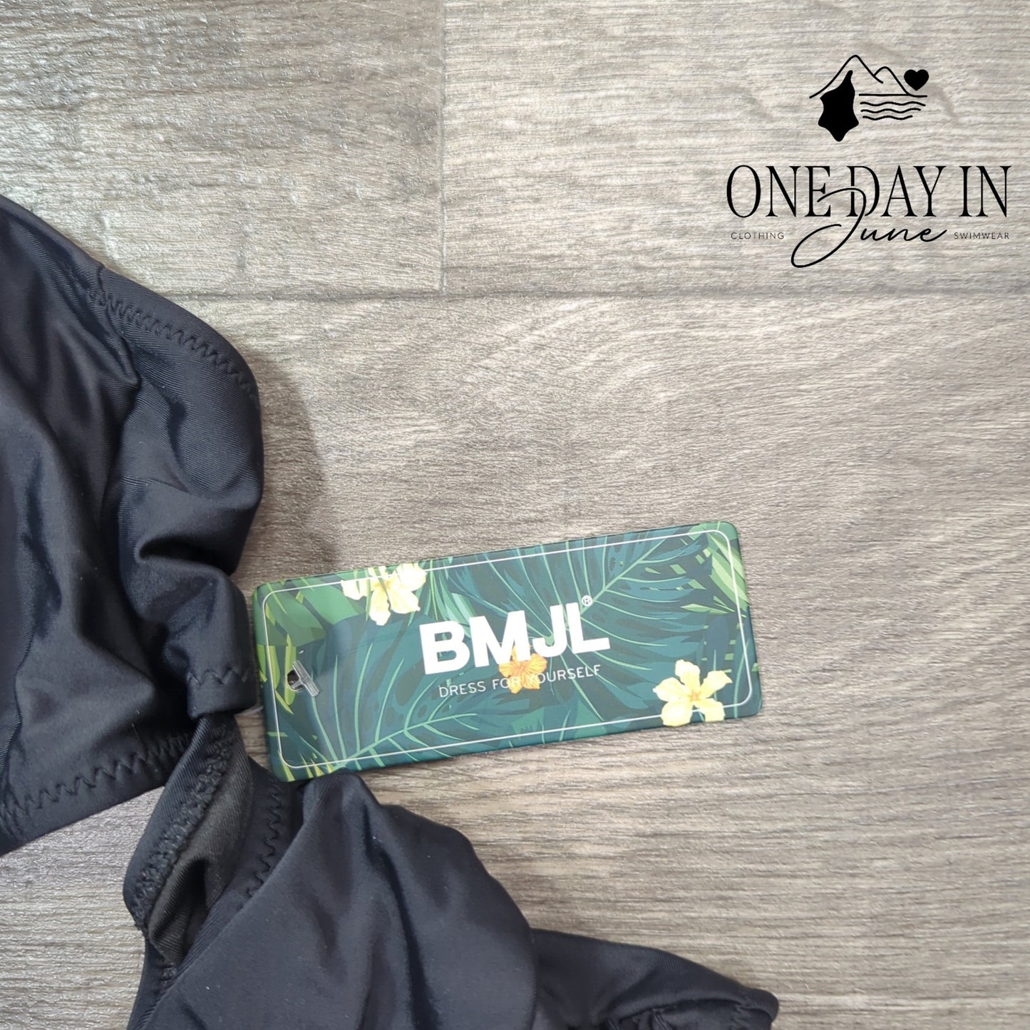 Blooming Jelly Cut Out One Piece Swimsuit Size XL