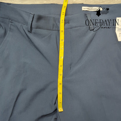 Greg Norman Straight Leg Golf Pants Size 30X31