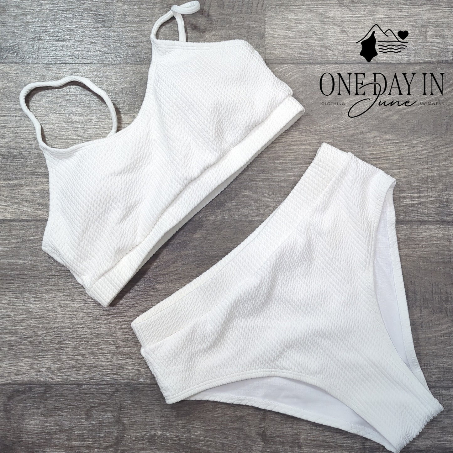 Aleumdr Textured Crop Bikini Swimsuit Size M