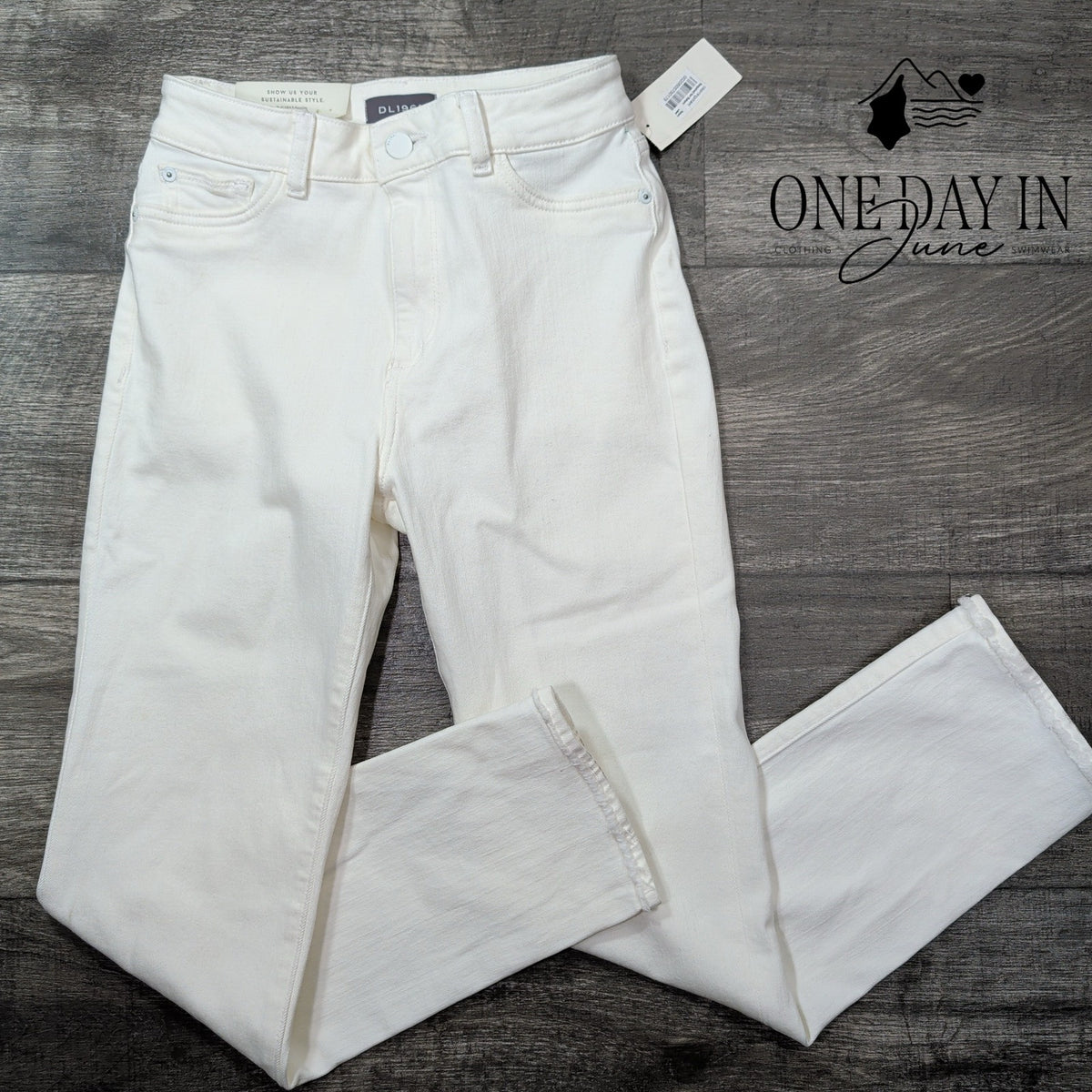 DL1961 Mara Ankle Jeans Oakley White Mid Rise Instasculpt Straight NWT Size 2