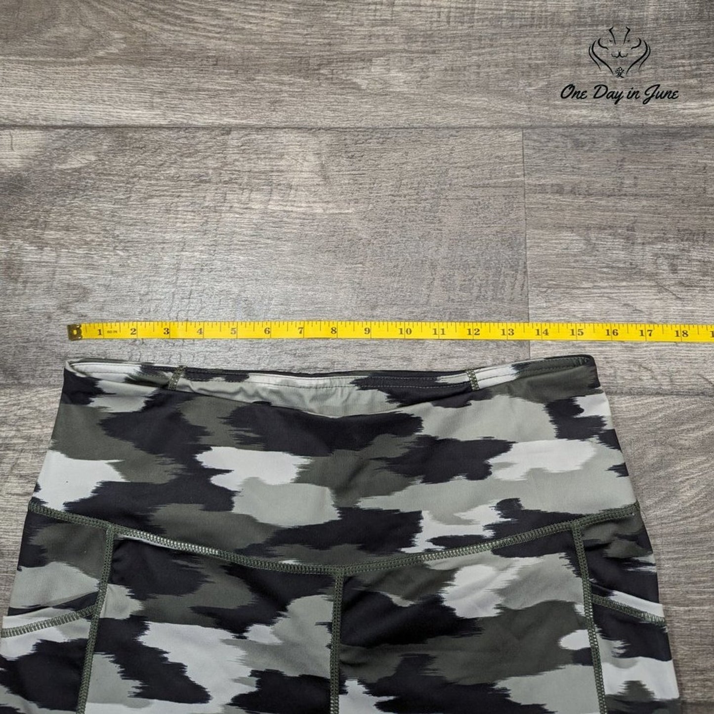 Reebok Ankle Yoga Pants Size XL