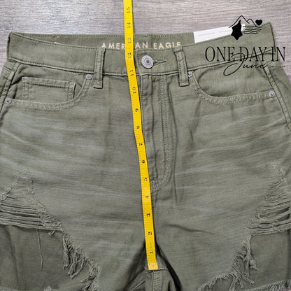 American Eagle Outfitters Highest Rise Distressed Mom Shorts Size 8