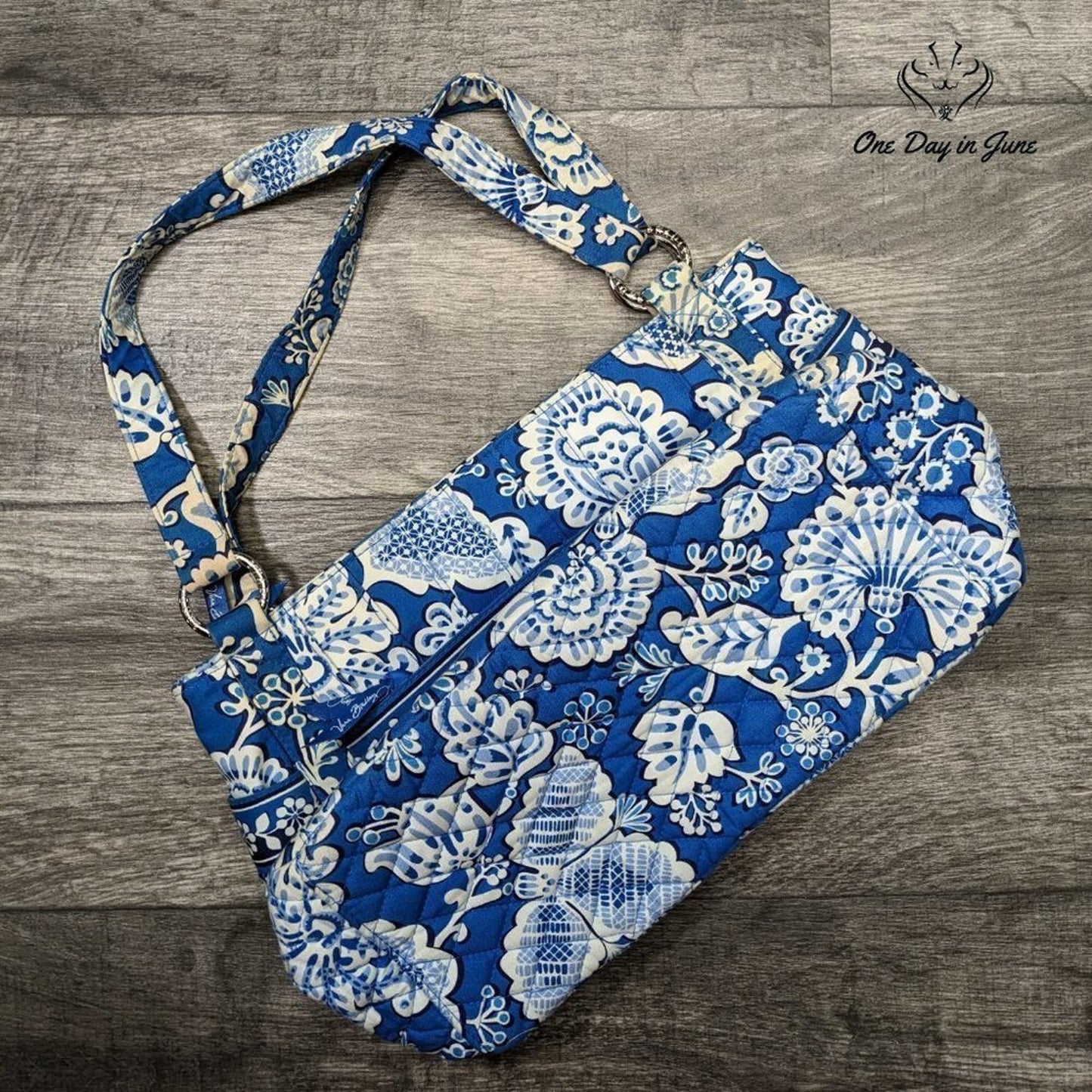 Vera Bradley Large Tote Size 15"X9"