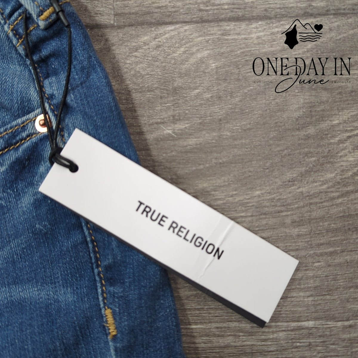 True Religion Jennie Curvy Skinny Jeans Blue Mid Rise NWT Size 28 (6)