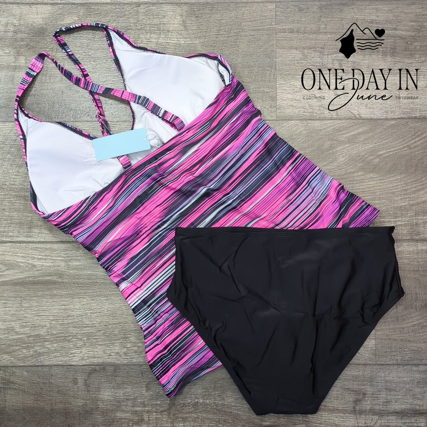Yonique Cross Front Tankini Swimsuit Size L