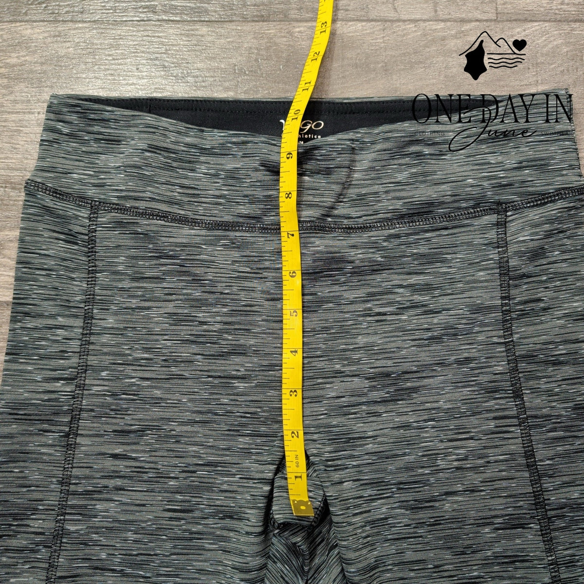 Vogo Athletica Moisture Wicking Space Dye Yoga Leggings Gray Black NWT Size M