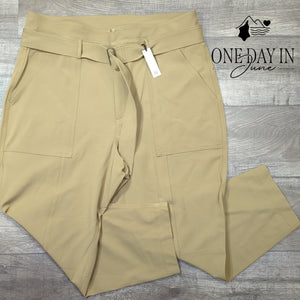 Banana Republic High Waisted Belted Crop Pants Tan Khaki NWT $120 Size 20