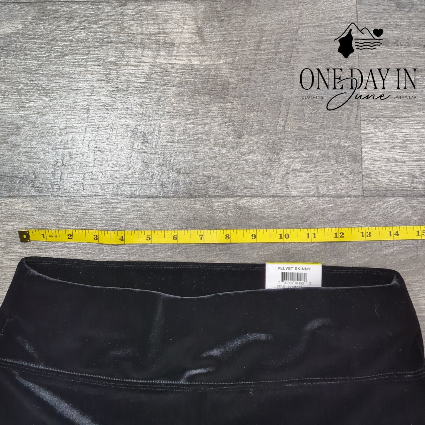 INC International Concepts Velvet Skinny Leg Size M