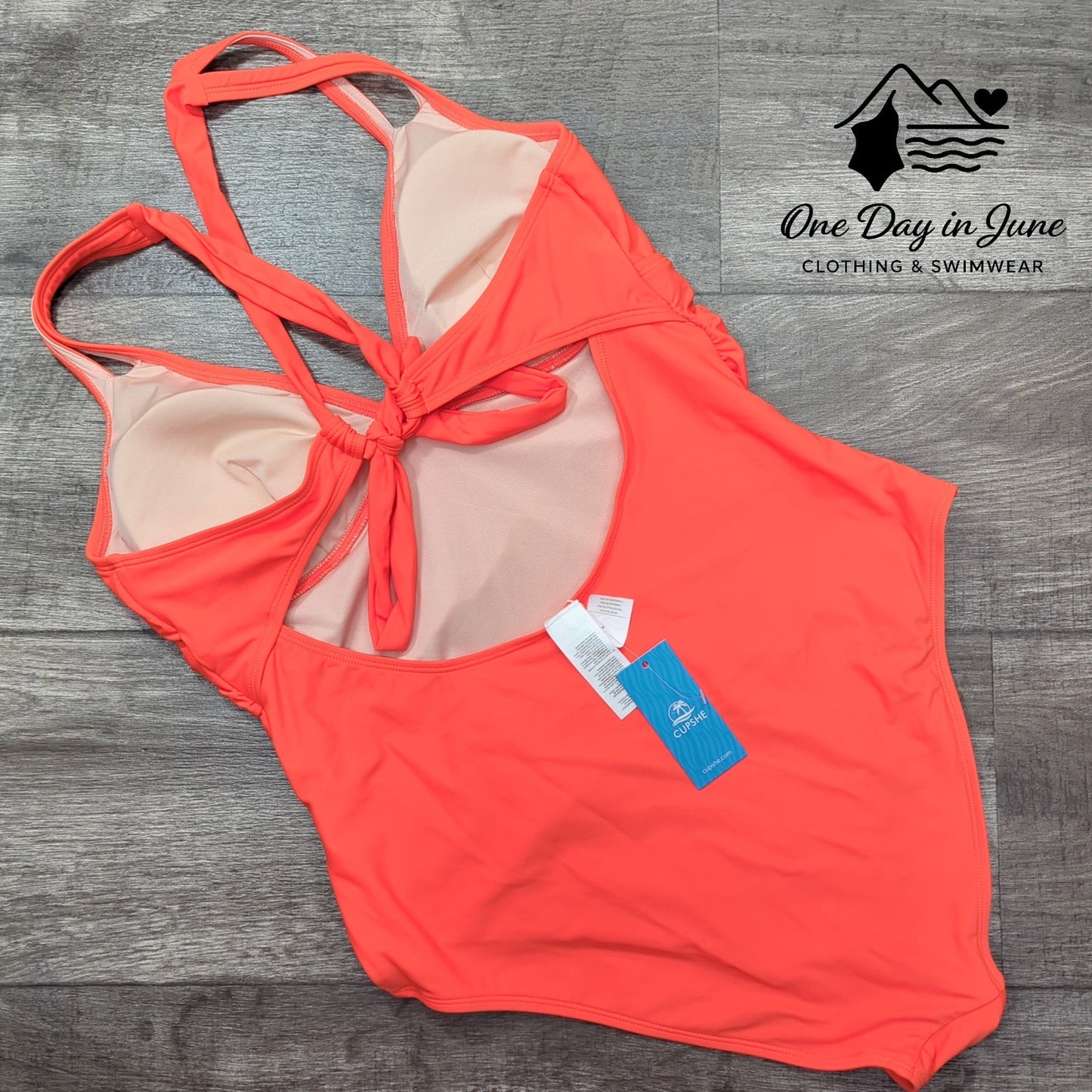 Cupshe V Neck Tie Back One Piece Swimsuit Size XL