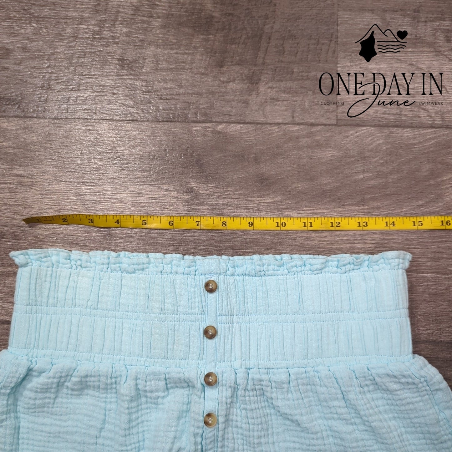 Simply Southern High Waist Textured Shorts Size S
