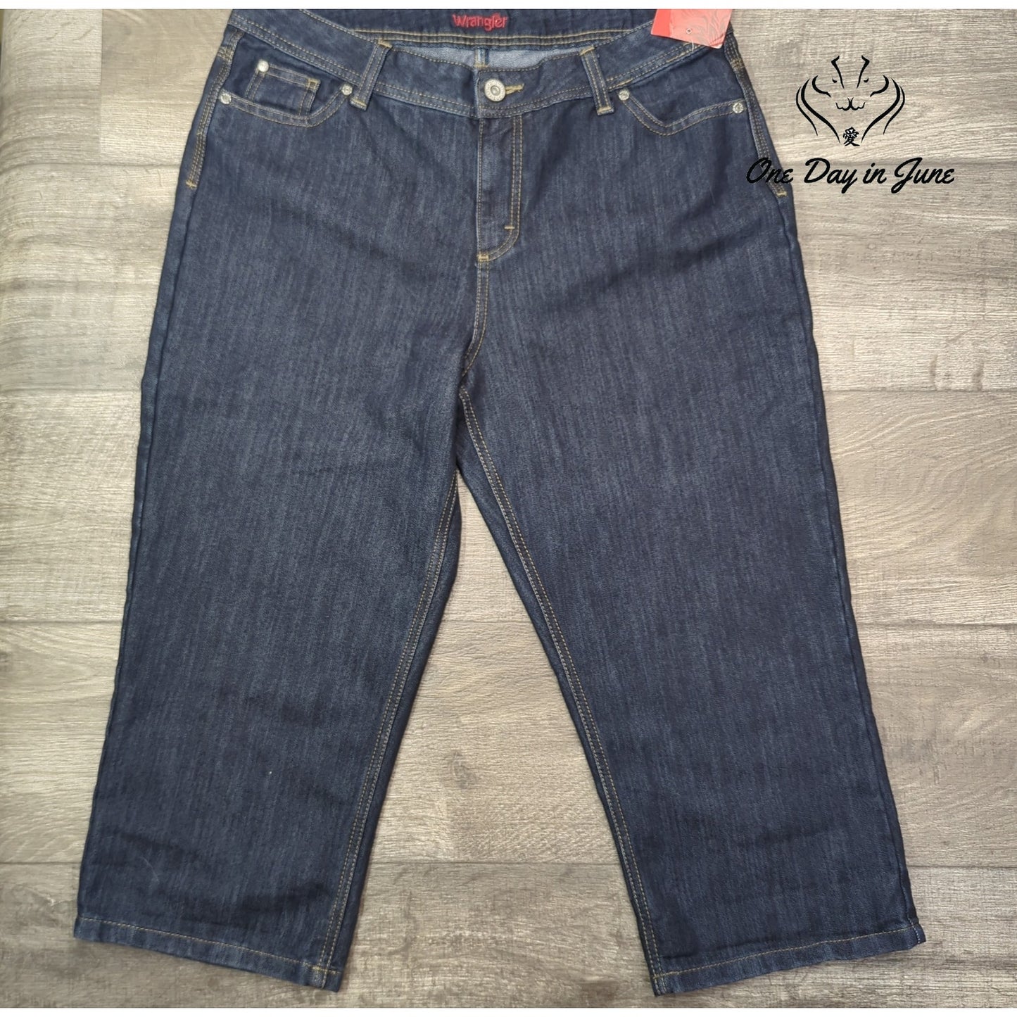 Wrangler Cropped Jeans Size 14