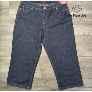 Wrangler Women's Cropped Capri Jeans Dark Wash Denim NWT Size 14