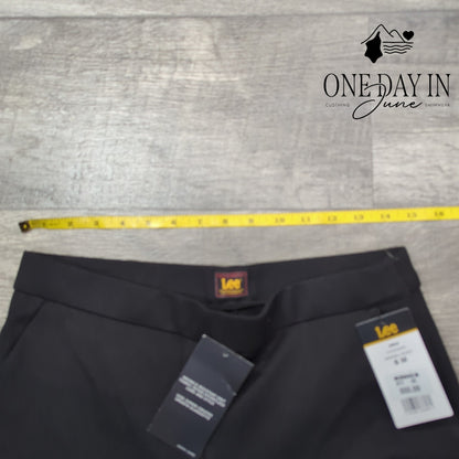 Lee Pull On Ankle Pants Size 6