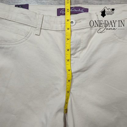 Gloria Vanderbilt Petite Sadie Slim Fit Low Rise Capri Pants Size 8P