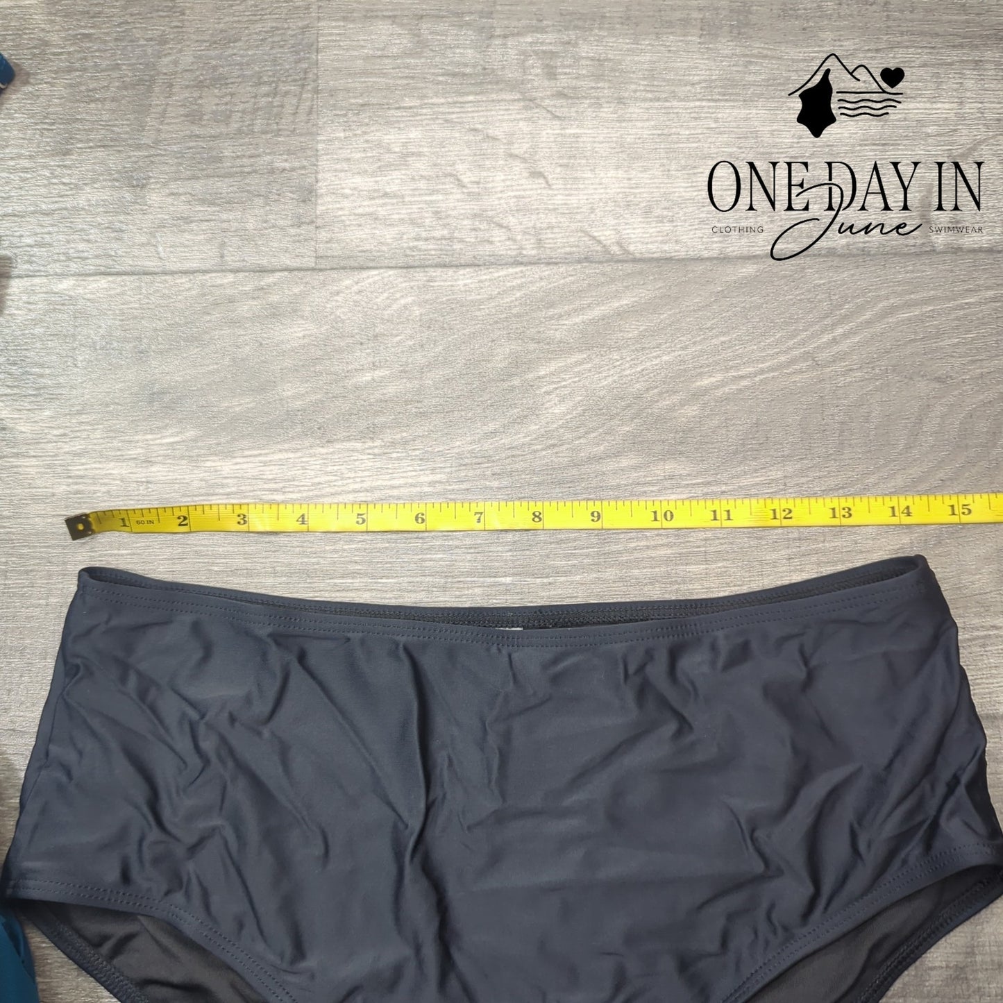 Yonique Blouson Tankini Swimsuit Size L