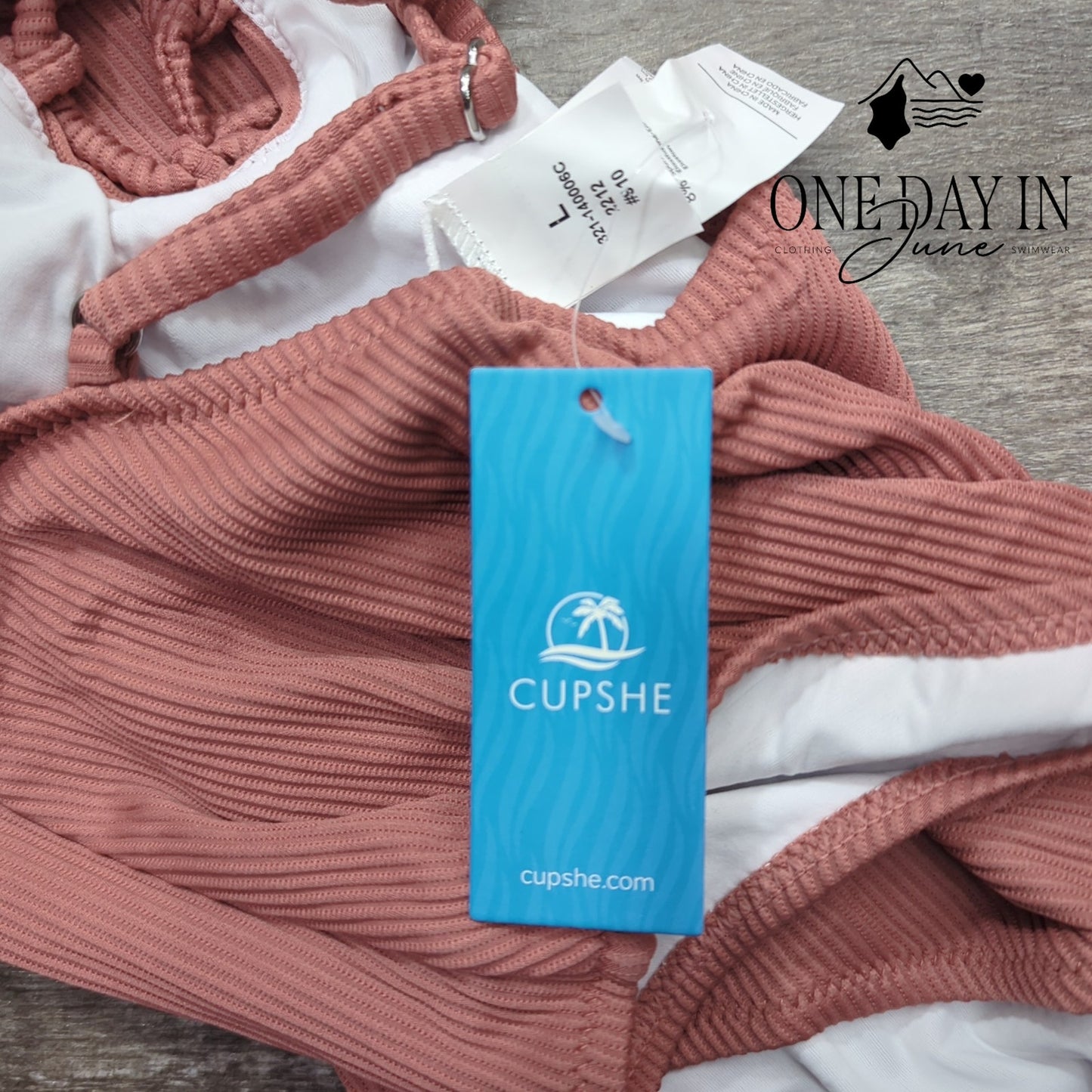 Cupshe Ribbed Lace Up Front Swimsuit Size L