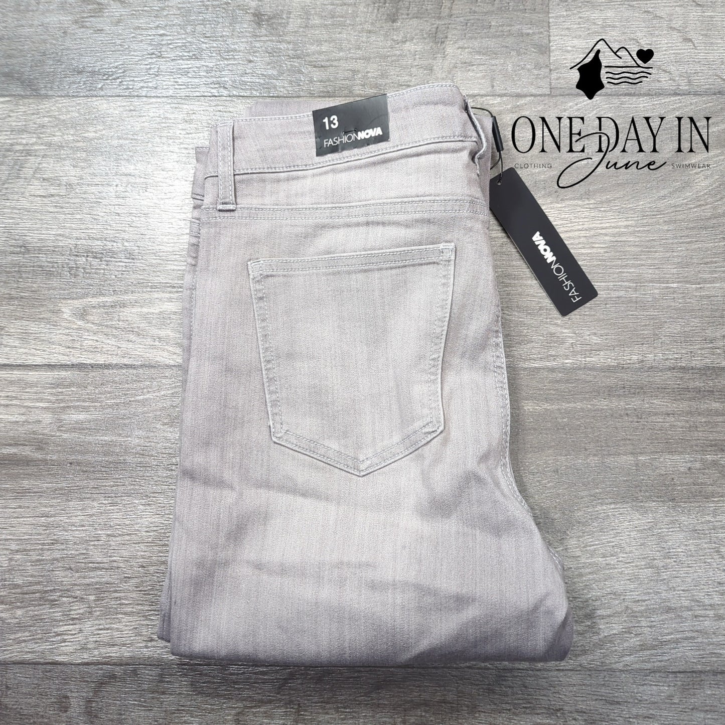 Fashion Nova Juniors Tall Grey Matter Skinny Jeans Size 13