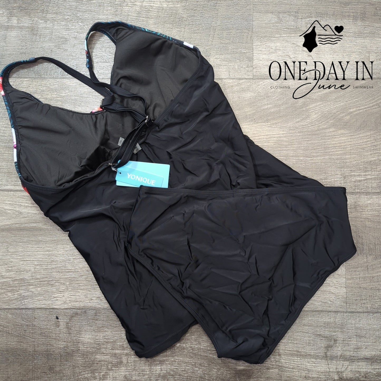 Yonique Twist Front Tankini Swimsuit Size L