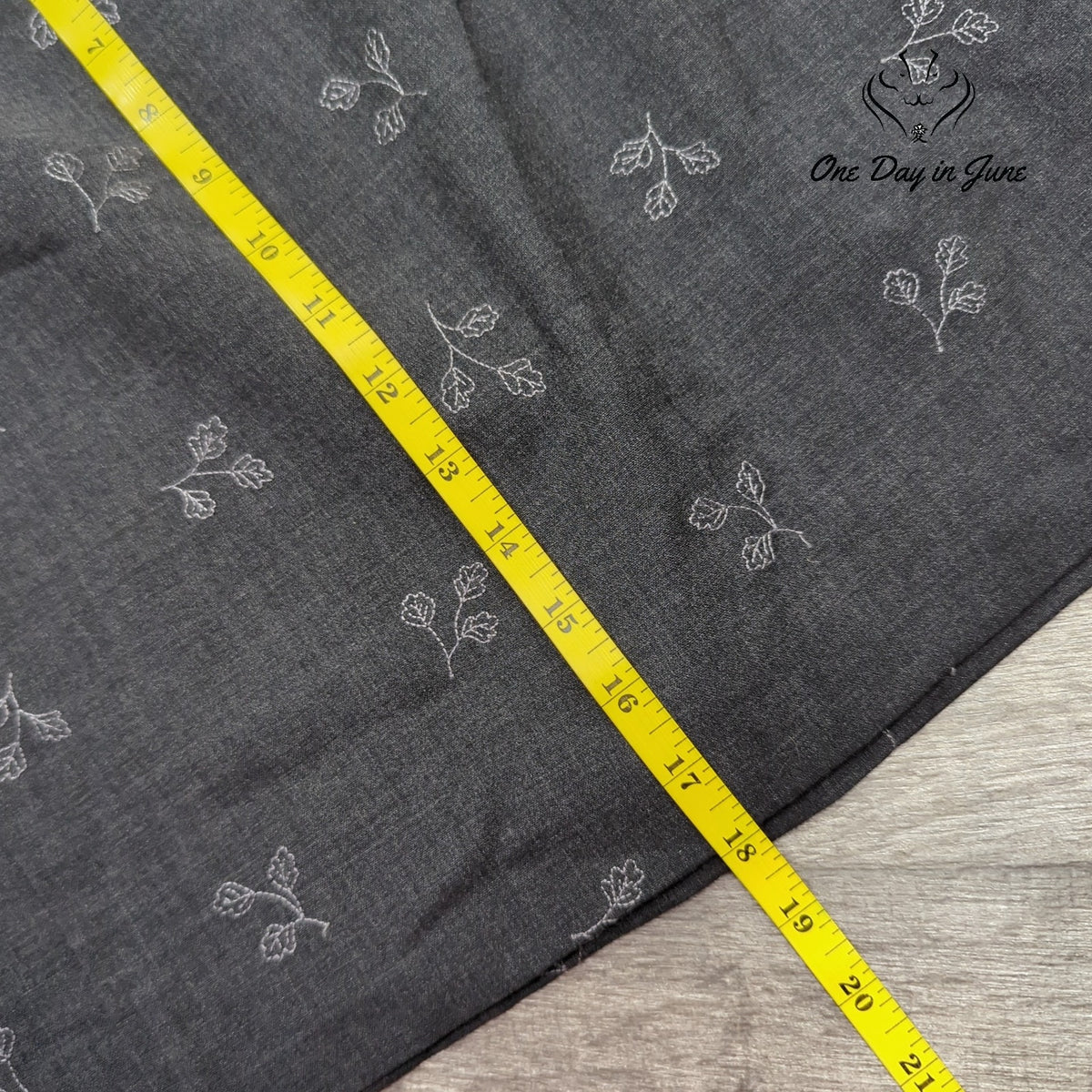 Eddie Bauer Wool Blend Floral Embroidered Skirt Gray Lined Size 6