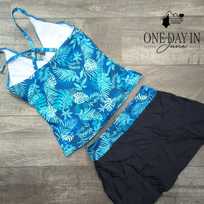 Talisea Skirted Twist Front Tankini Size M