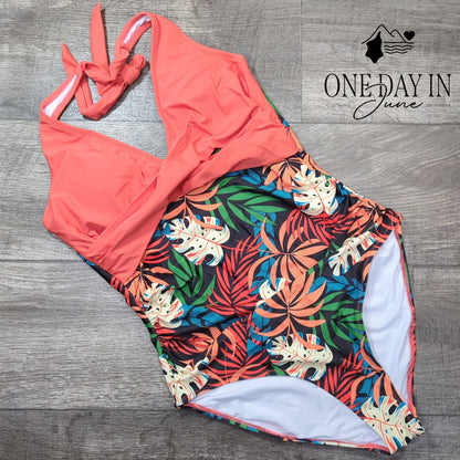 Aleumdr Tropical Twist Front Halter One Piece Swimsuit Size L