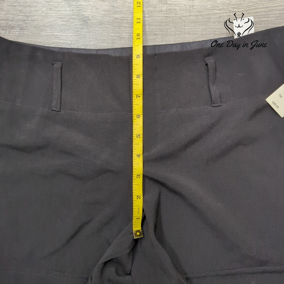 Studio Y Maurices Flat Front Dress Shorts Black NWT Size 7/8
