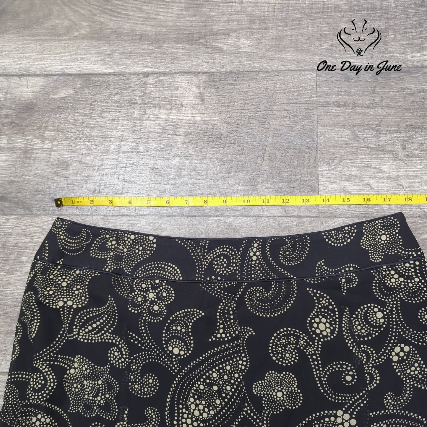 Ann Taylor Silk Knee Length Skirt Size 14