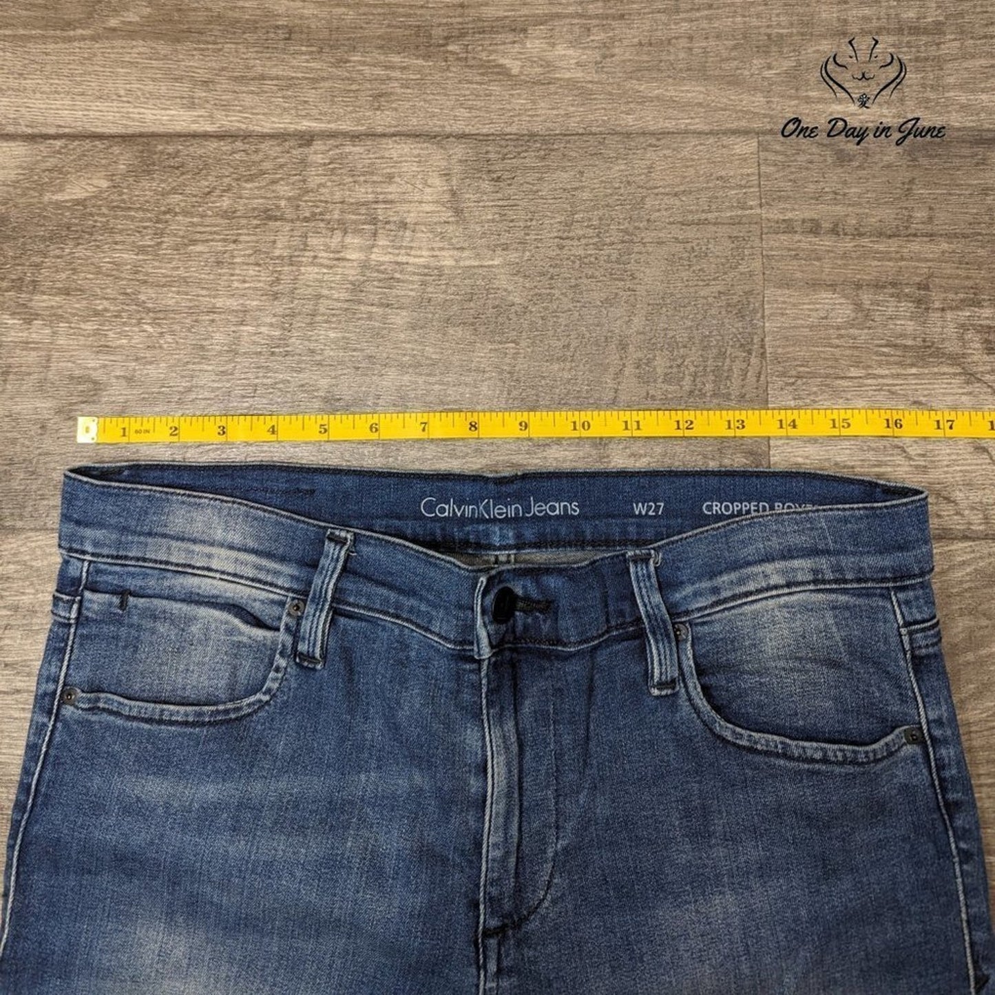 Calvin Klein Cropped Boyfriend Jeans Size 27 (4)