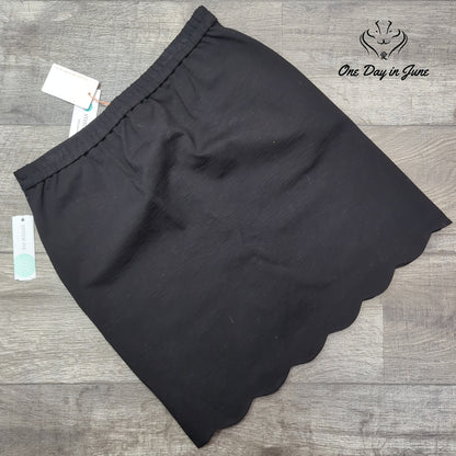 Skies Are Blue Berenice Scallop Hem Pencil Skirt Black NWT Size L