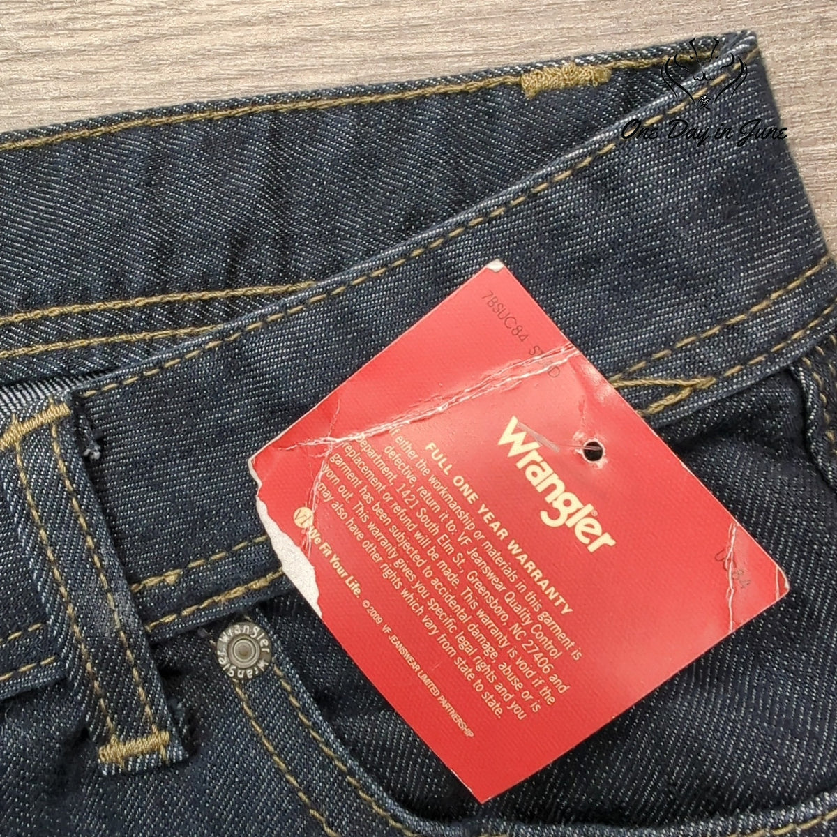 Wrangler Women's Cropped Capri Jeans Dark Wash Denim NWT Size 14