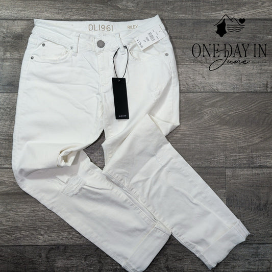 DL1961 Riley Boyfriend Distressed Jeans Mania White NWT Size 00 (24)