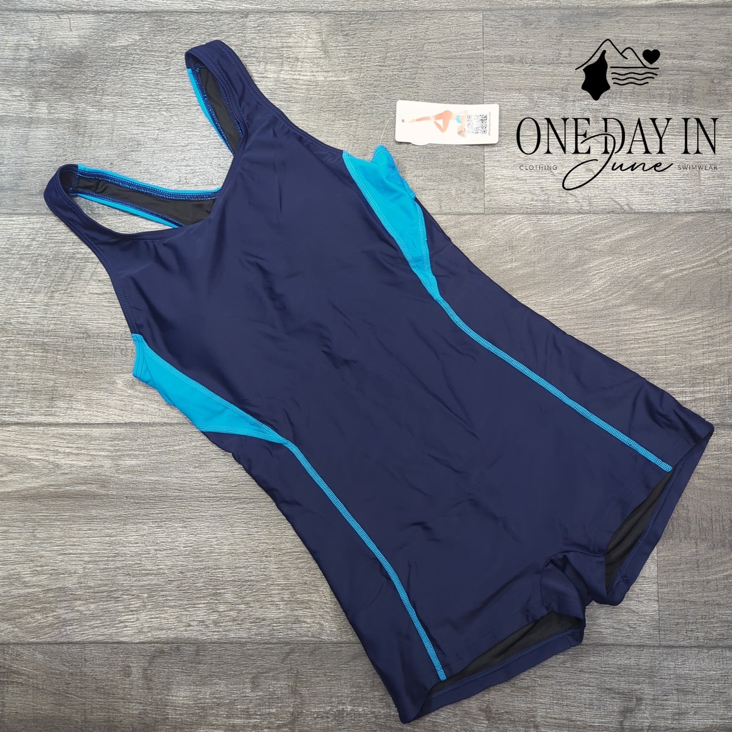 CharmLeaks Boyshort One Piece Swimsuit Size XS