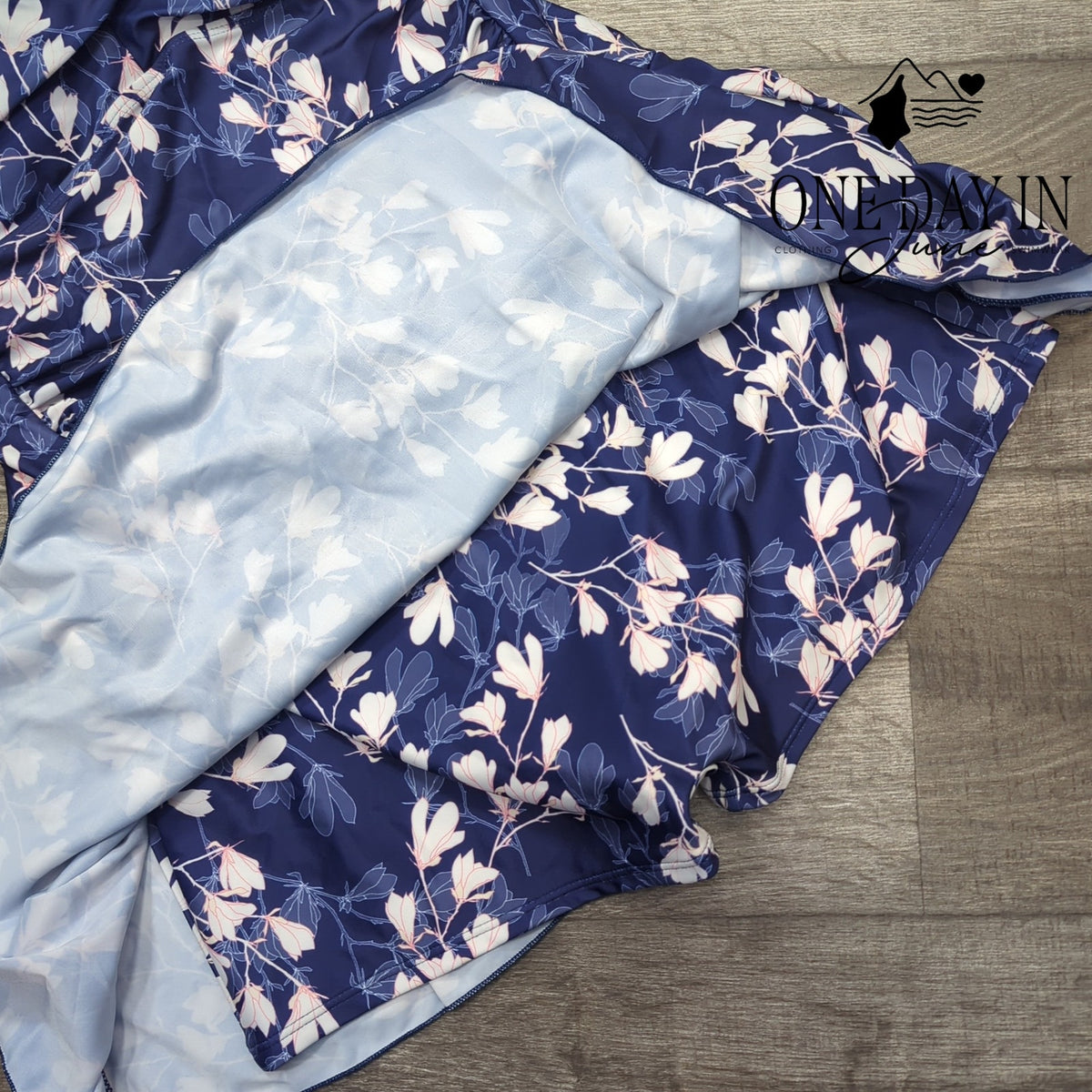 Ekouaer Cross Front Tummy Control One Piece Swimsuit Blue Floral NWT Size XXL