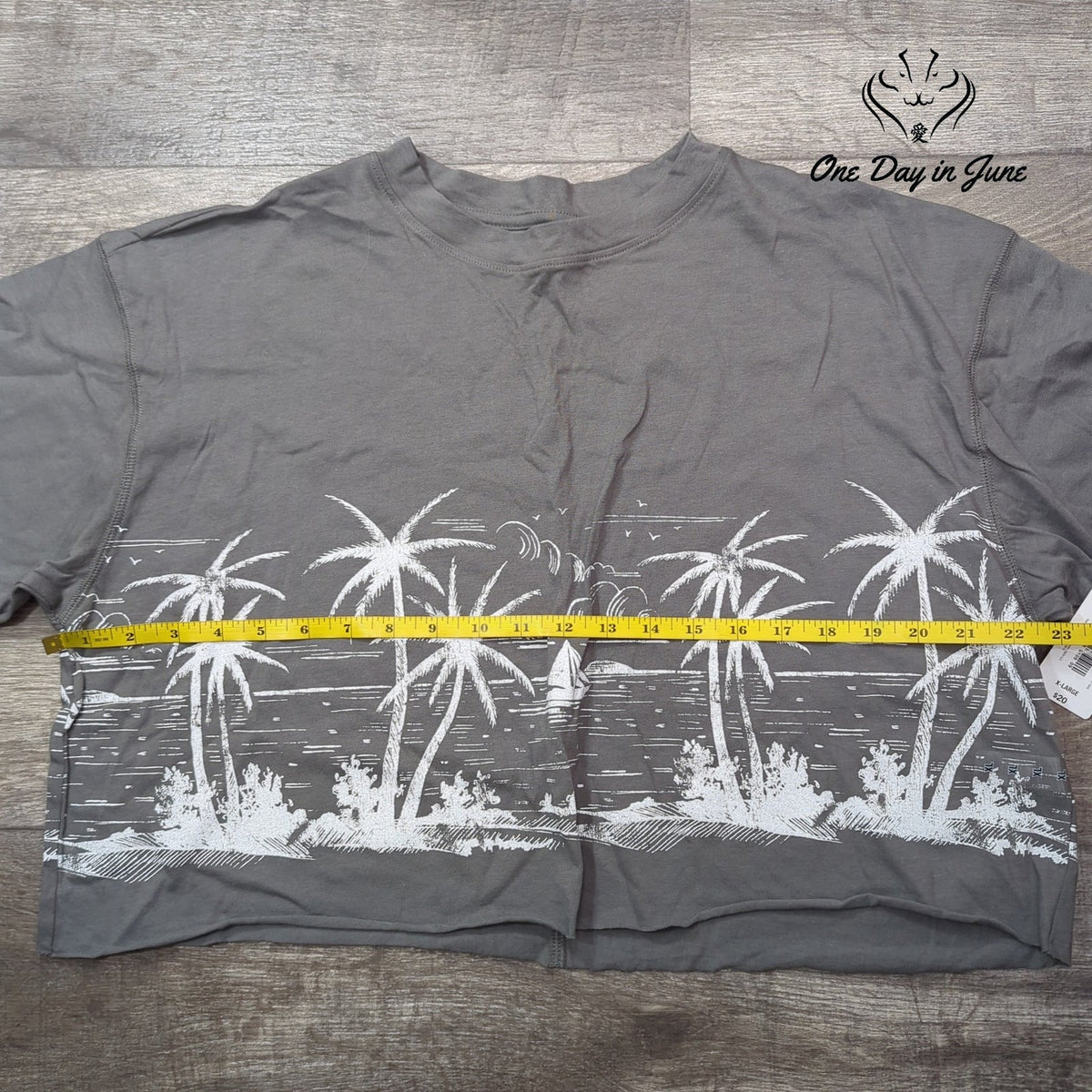 Flirtitude Cropped Graphic Tee Shirt Dark Gull Gray Palm Trees NWT Size XL